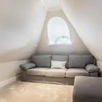 Cosy House